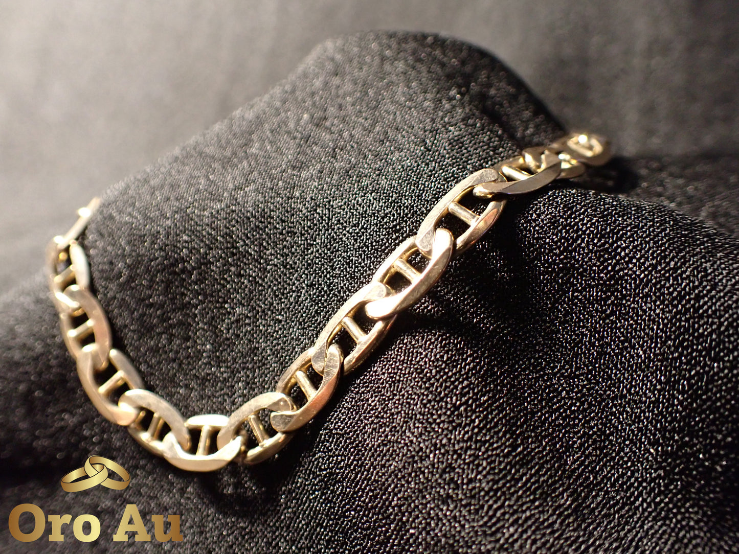 9ct Yellow Gold Anchor link bracelet 22.5cm 11.88g