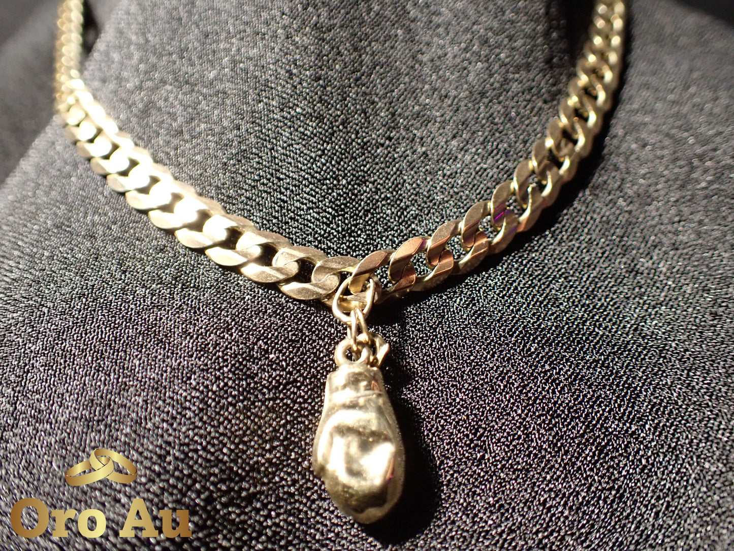 9ct Yellow Gold Necklace  With Boxing Glove Pendant 36.5cm 19.36g