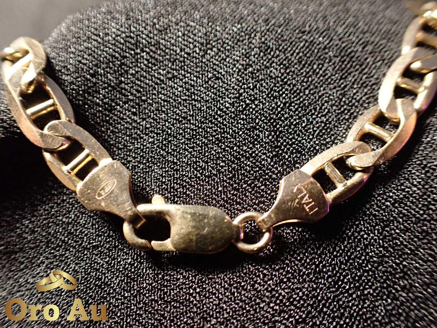 9ct Yellow Gold Anchor link bracelet 22.5cm 11.88g