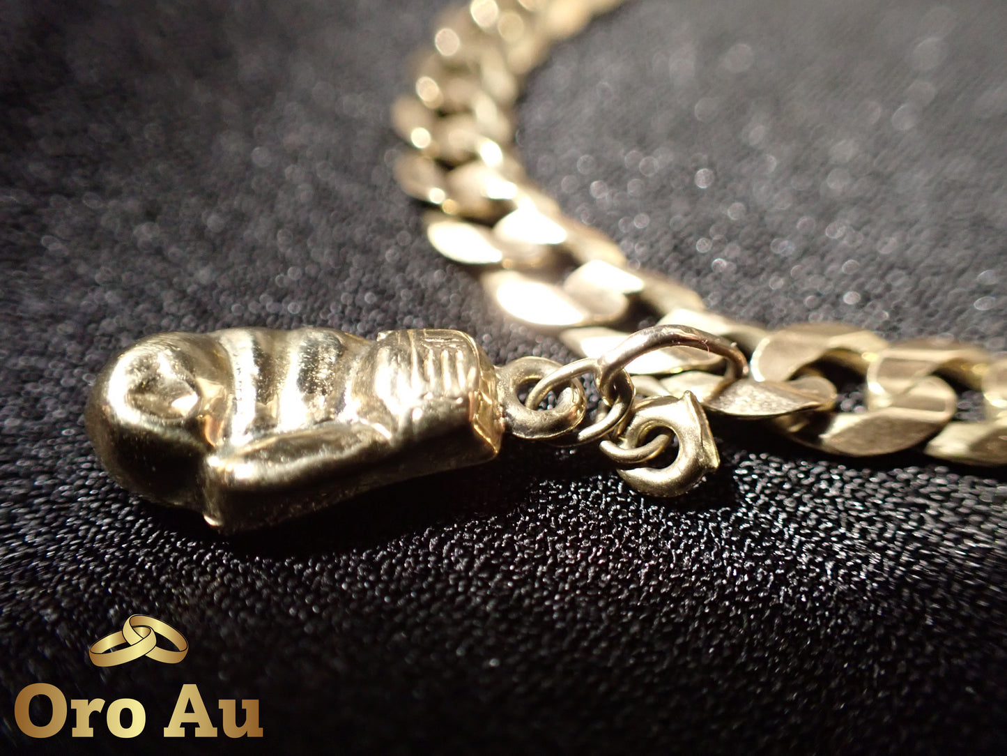 9ct Yellow Gold Necklace  With Boxing Glove Pendant 36.5cm 19.36g
