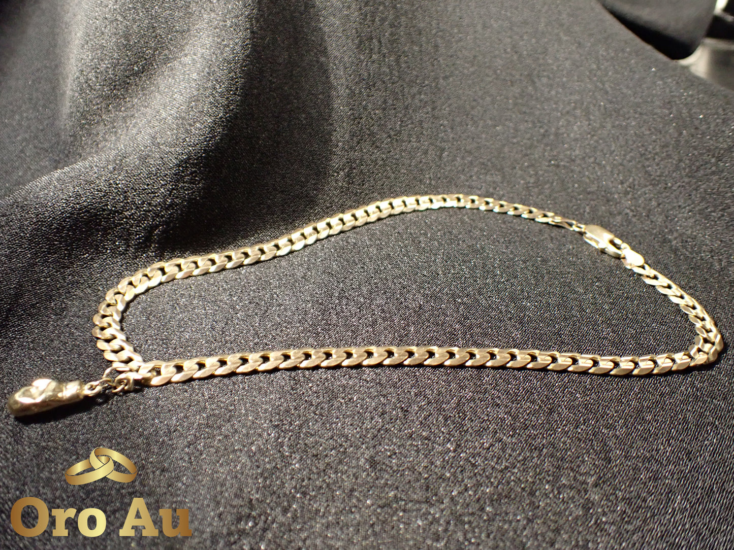 9ct Yellow Gold Necklace  With Boxing Glove Pendant 36.5cm 19.36g