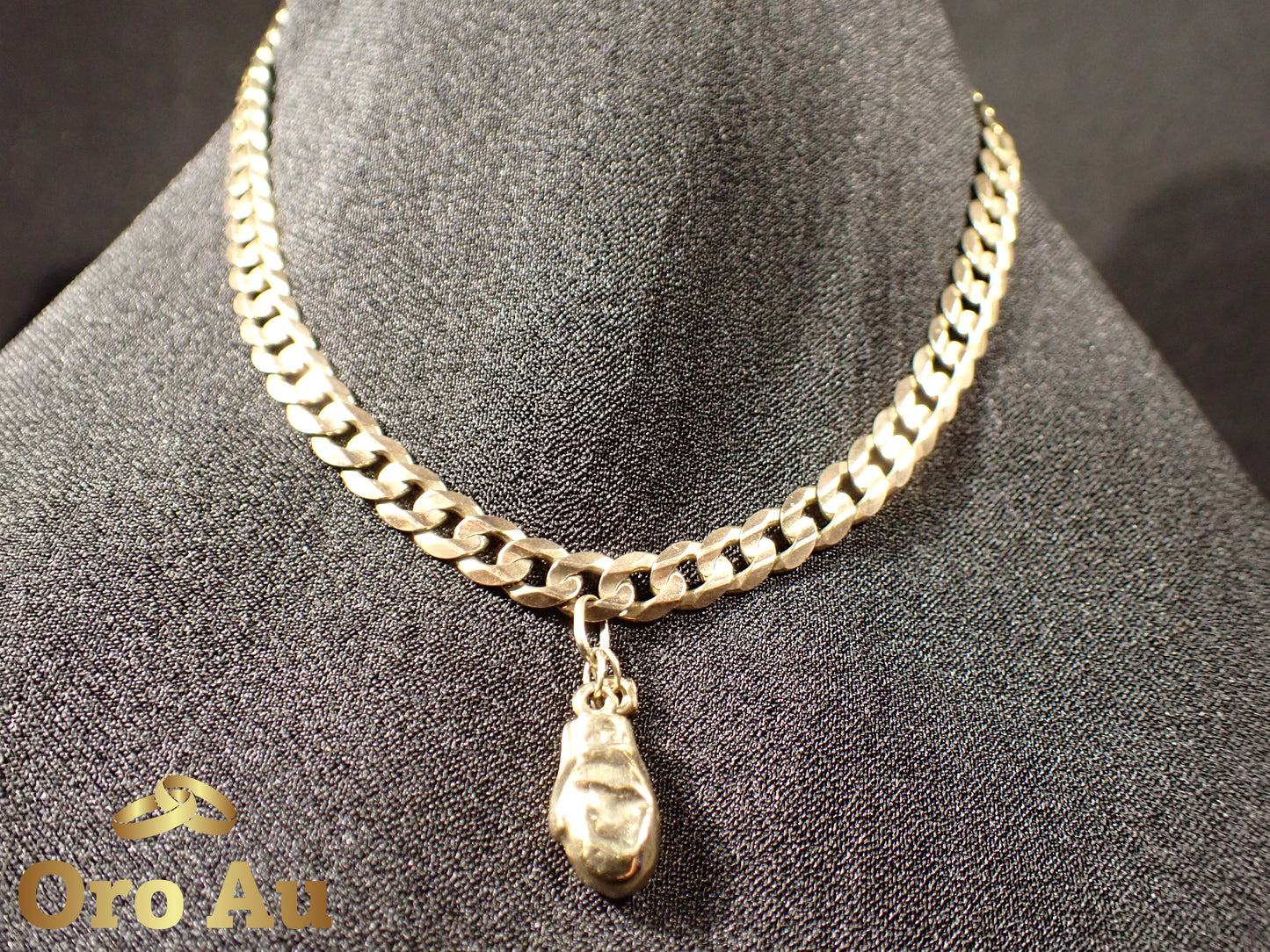 9ct Yellow Gold Necklace  With Boxing Glove Pendant 36.5cm 19.36g