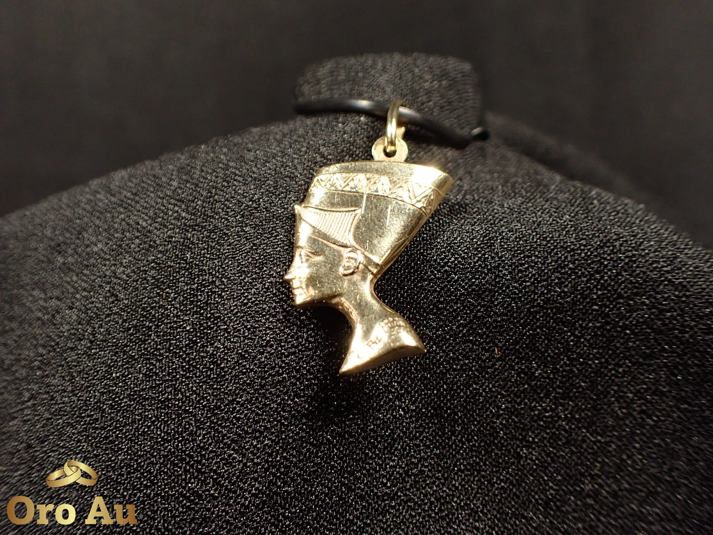 9ct Yellow Gold Egyptian Pendant Length 3cm 1.66g