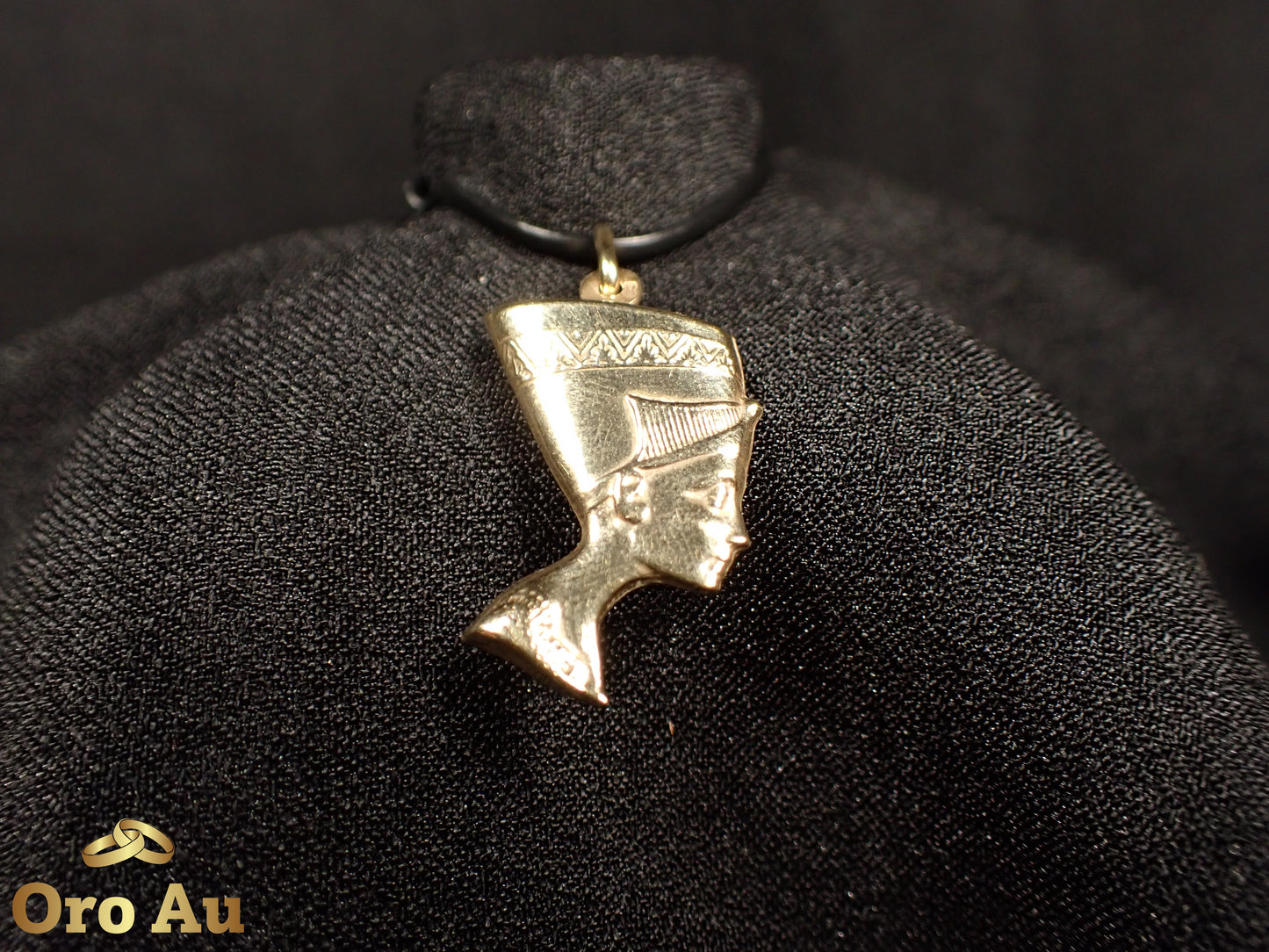 9ct Yellow Gold Egyptian Pendant Length 3cm 1.66g
