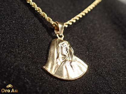 18ct Yellow Gold Pendant 3.26g w/ 9ct Yellow Gold Rope Necklace 50cm