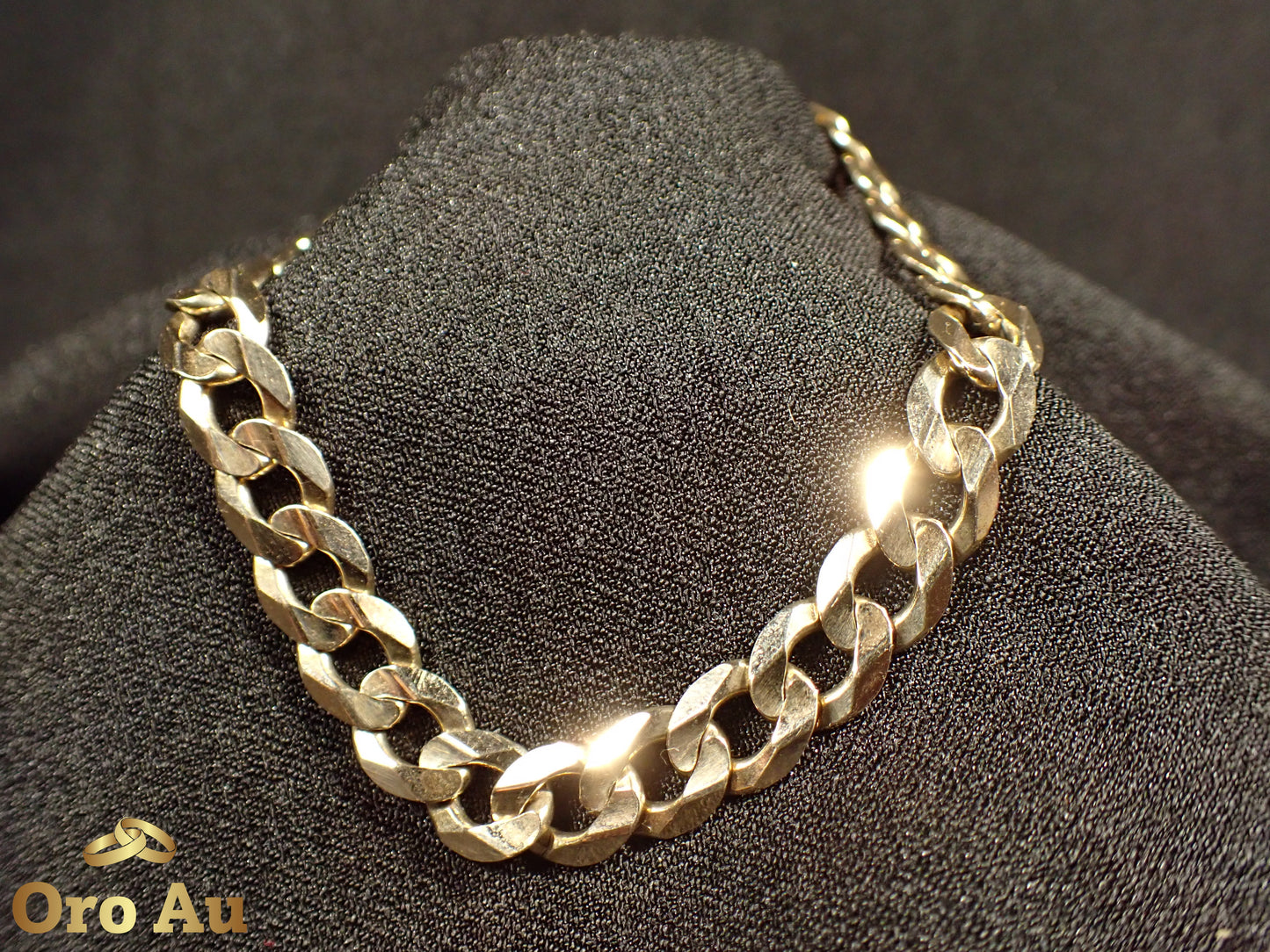 9ct Yellow Gold Curb Link Bracelet 21.5cm 17.71g