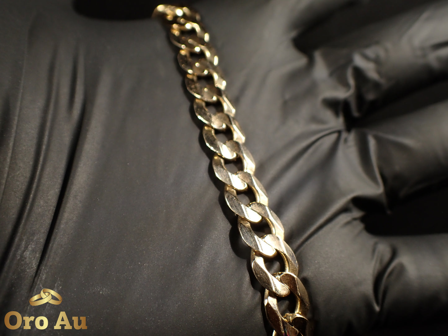 9ct Yellow Gold Curb Link Bracelet 21.5cm 17.71g