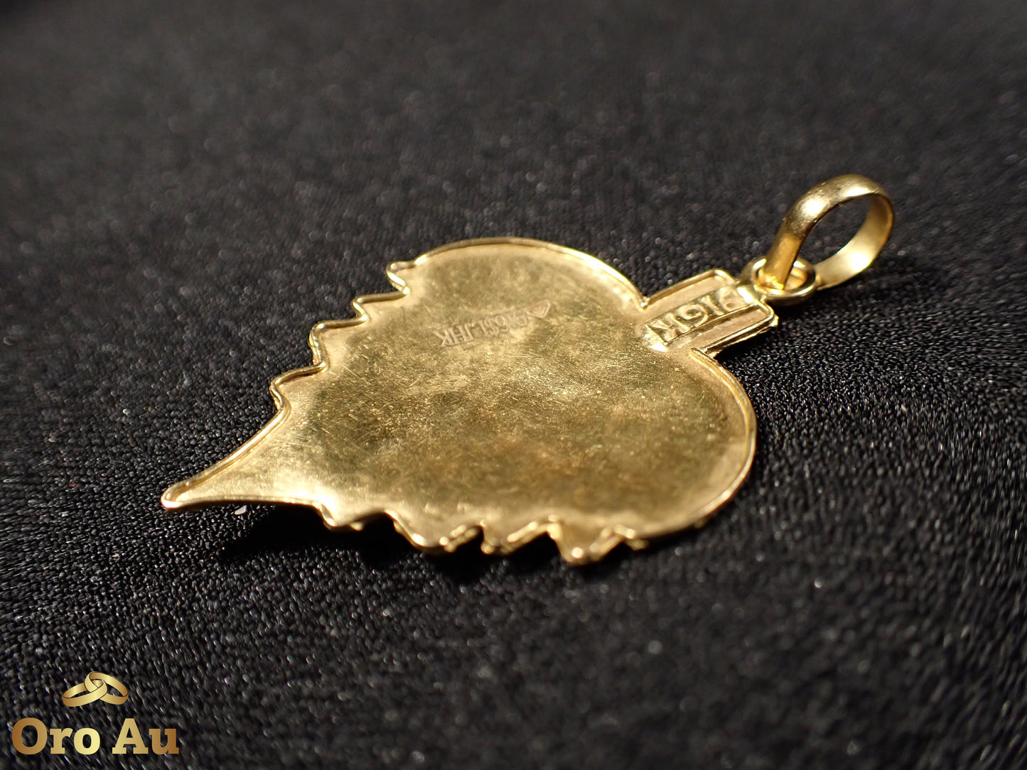 22ct Yellow Gold Leaf Pendant 3.16g